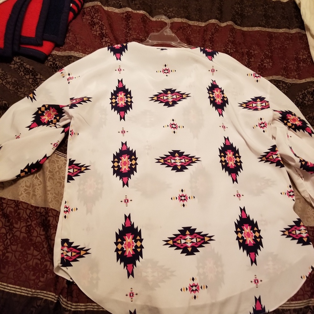 Womens top - Picture 3 of 3